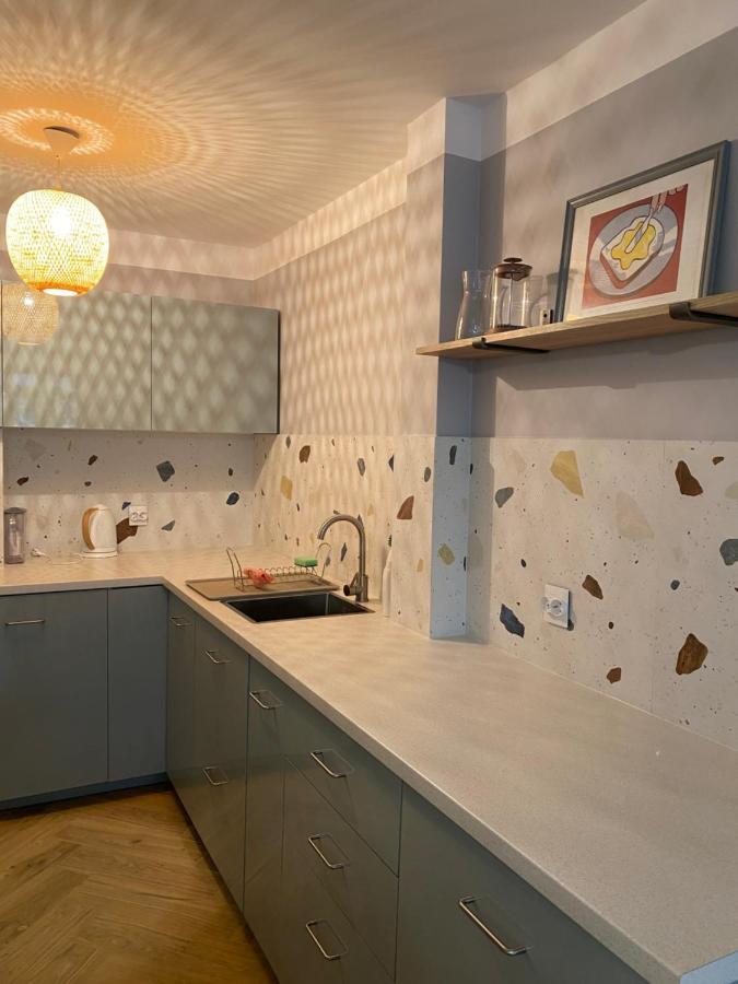 Apartment Close To Metro, 8 Minutes To Centrum And Near Airport Βαρσοβία Εξωτερικό φωτογραφία